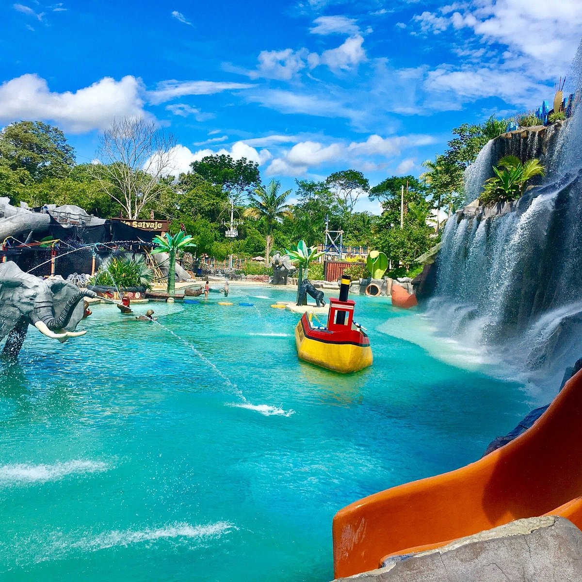 HACIENDA NAPOLES + GUATAPÉ + MEDELLÍN - Imagen 2