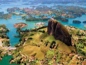 COMUNA 13 - PEÑOL - GUATAPÉ